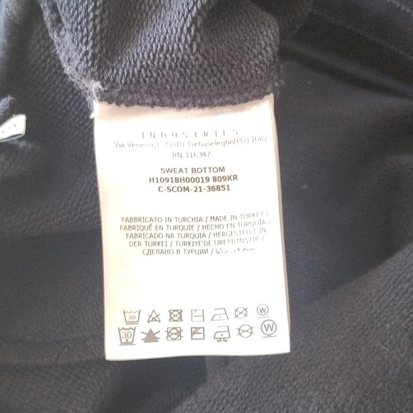 Moncler Pants Sweat Bottoms - Picture 7 of 7